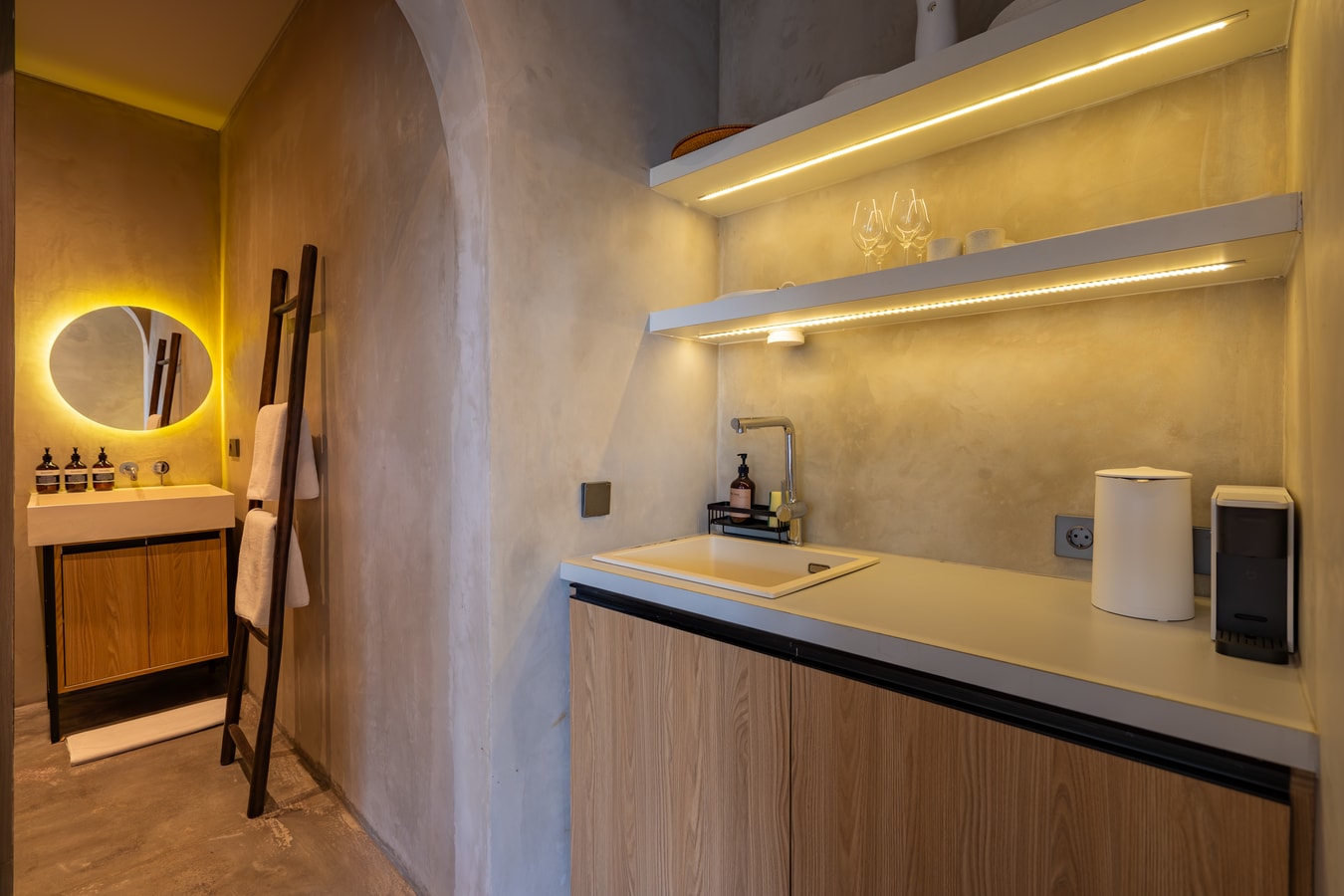 One Bedroom Suite in Ubud, Bali — image 7