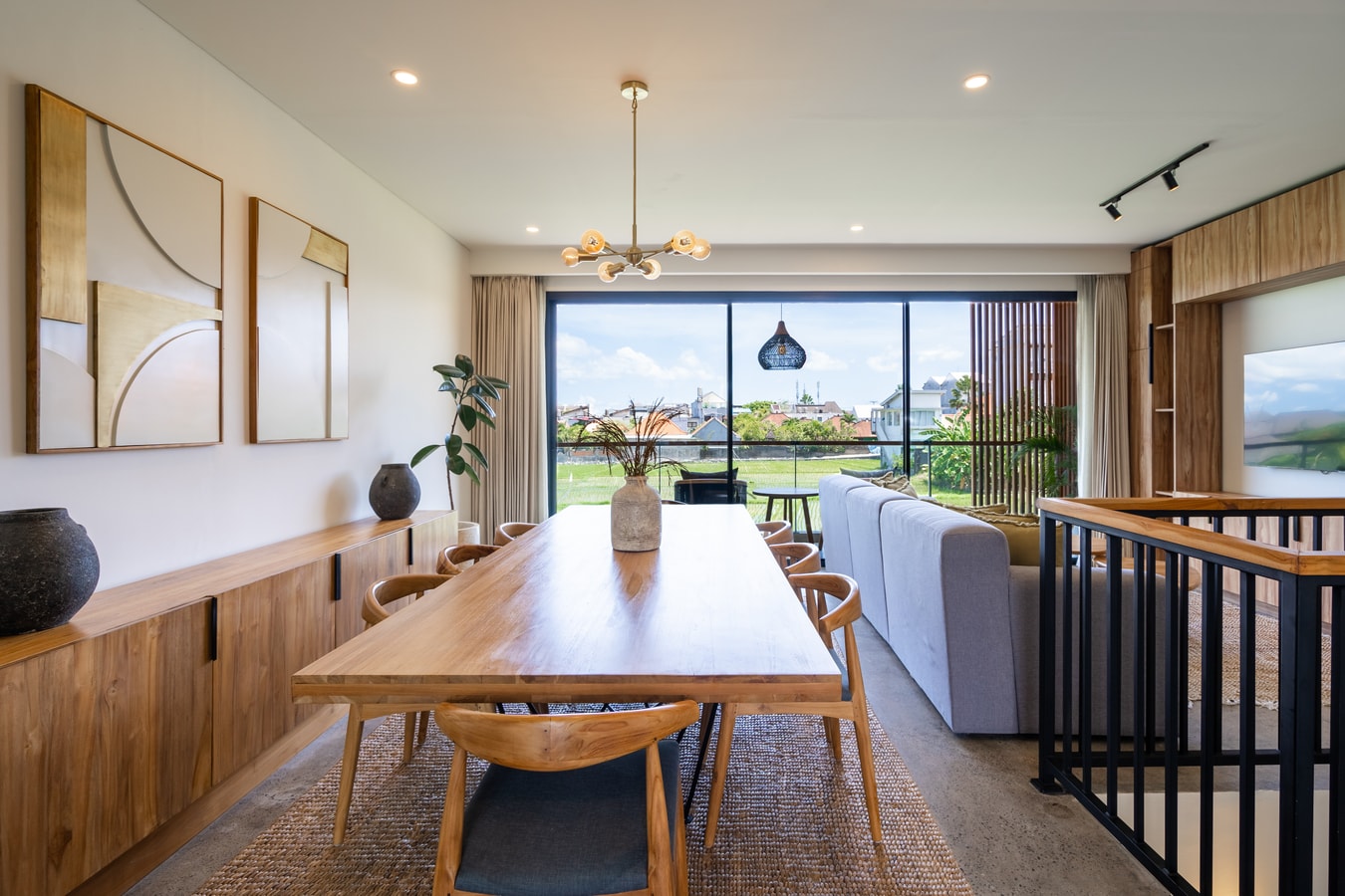 Berawa Townhouse 5 - Pool and Rooftop Jacuzzi in Canggu, Bali — image 15