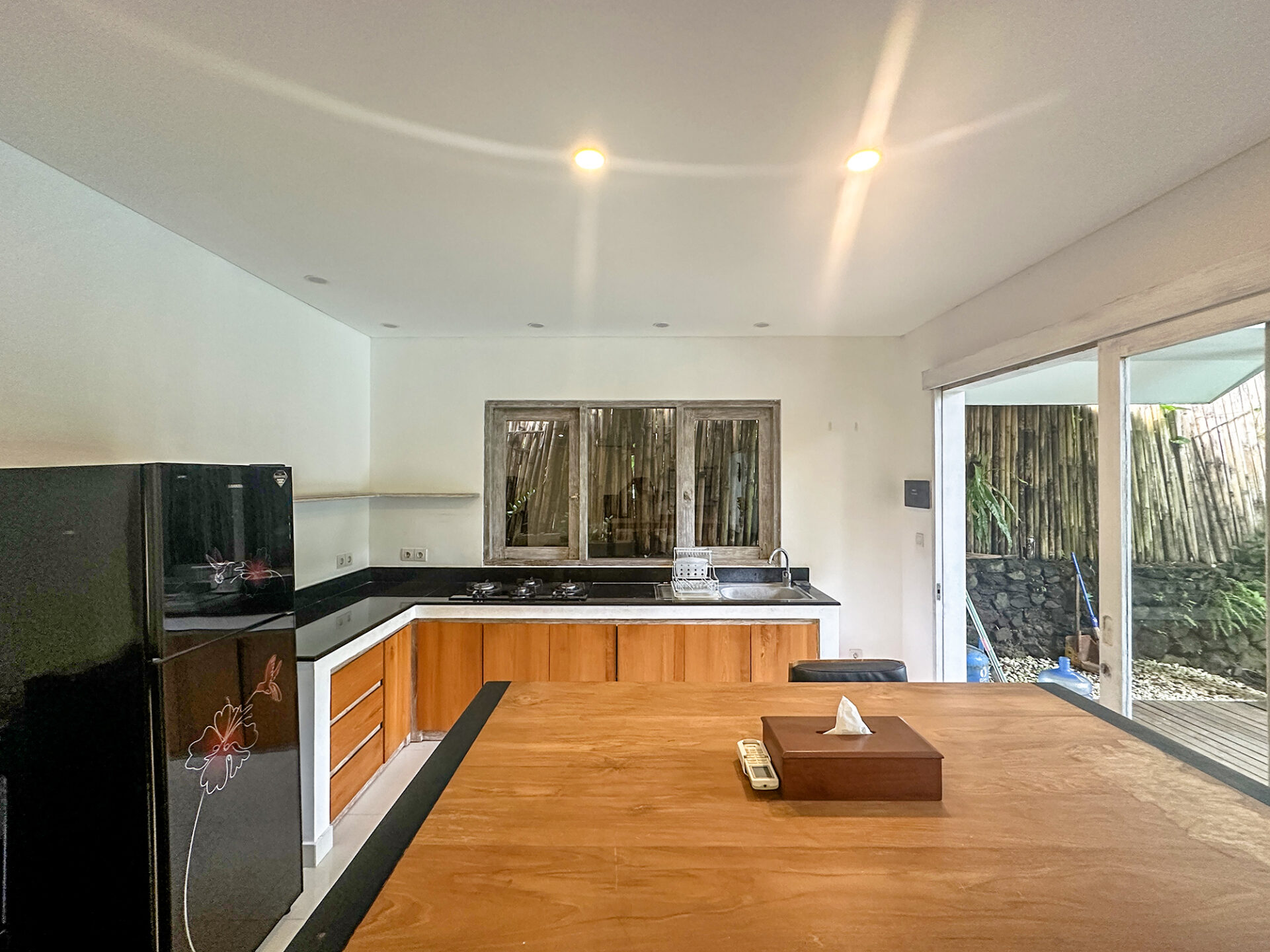 1 BEDROOM TROPICAL VILLA WITH LARGE GARDEN – YEARLY RENTAL — image 11