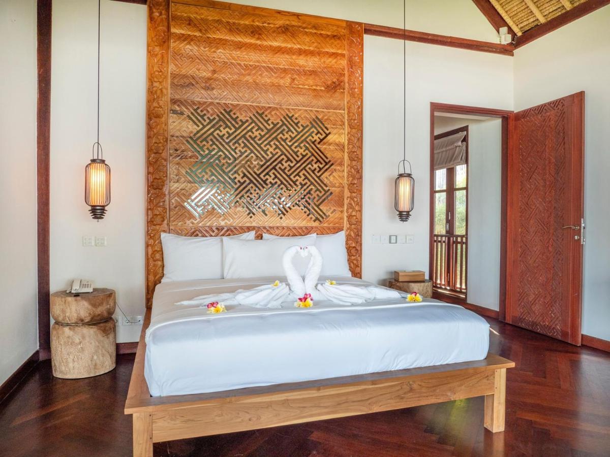 Sound Of The Sea Villa — 6BR Villa Rental in Canggu — image 1