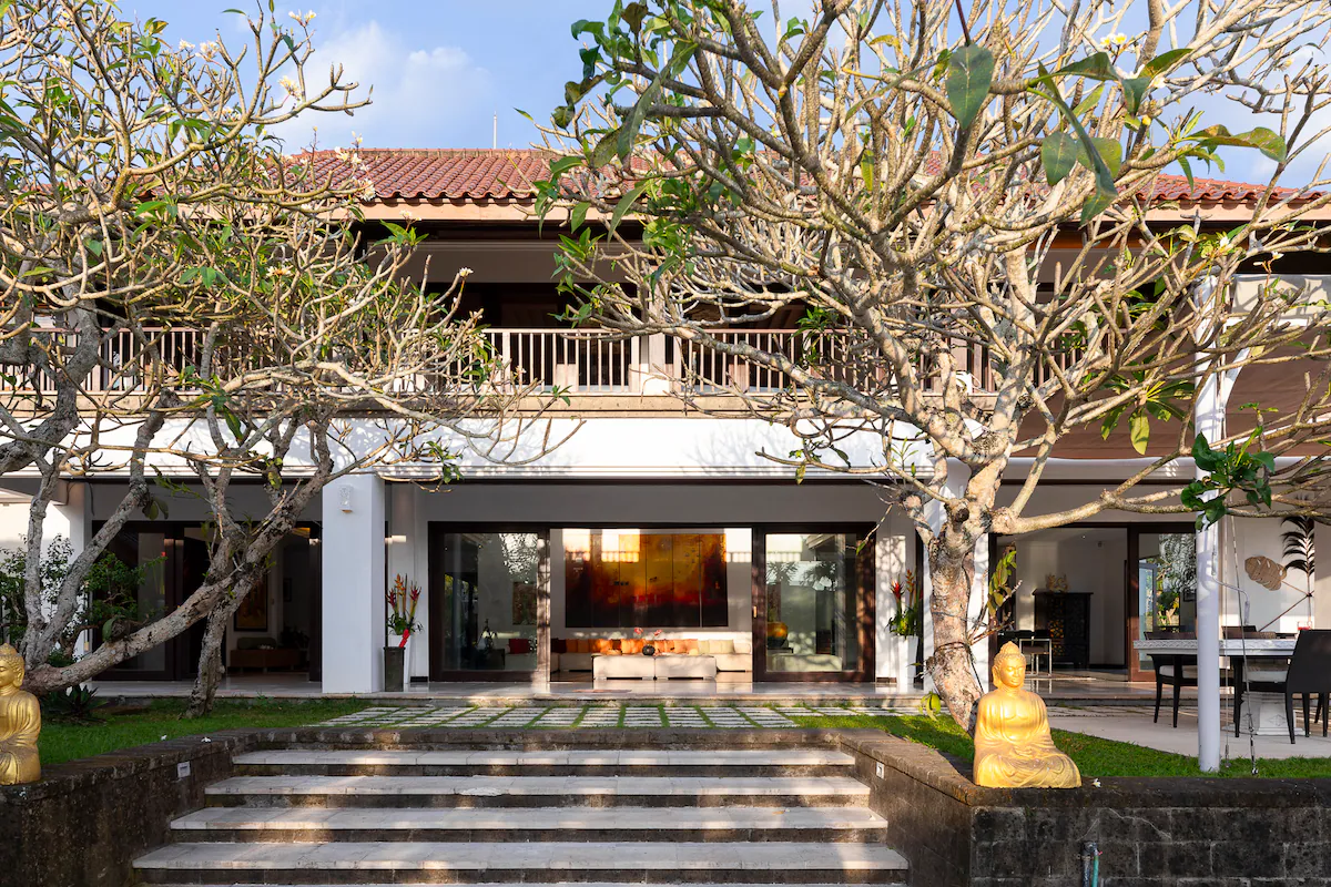 Villa Manis — 8BR Villa Rental in Pererenan — image 3