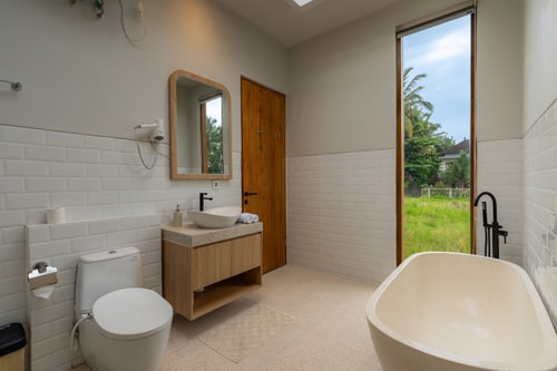 Modern 2BR Ubud Open Living Villa | Pool & Bathtub in Ubud, Bali — image 8