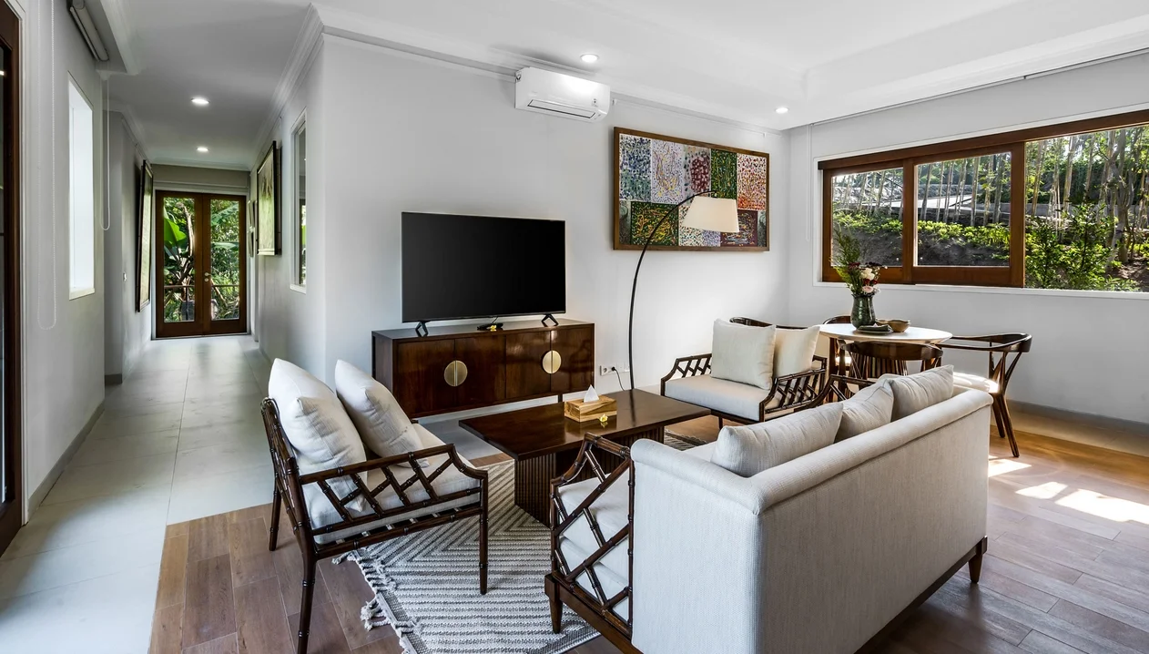 2-Bedroom Villa in Ubud – Infinity Pool, Jungle View & Hillside Retreat — image 5