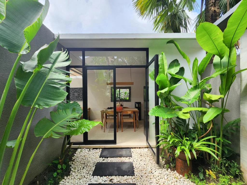 2-Bedroom Private Pool Villa Rental in Umalas Kerobokan — image 11