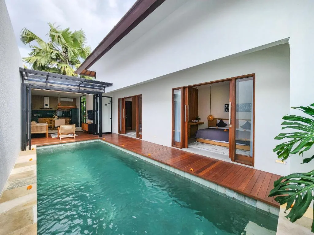 2-Bedroom Private Pool Villa Rental in Umalas Kerobokan — image 5