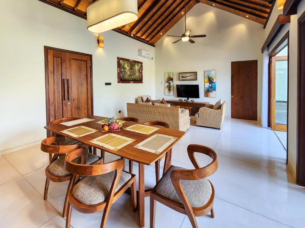 2-Bedroom Villa with Private Pool & Jacuzzi in Ubud Rice Fields — image 11