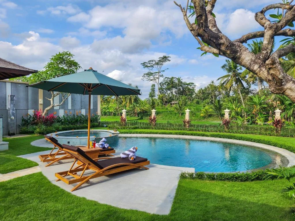2-Bedroom Villa with Private Pool & Jacuzzi in Ubud Rice Fields — image 6