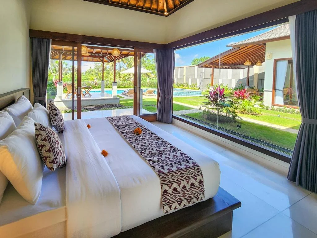 2-Bedroom Villa with Private Pool & Jacuzzi in Ubud — image 16