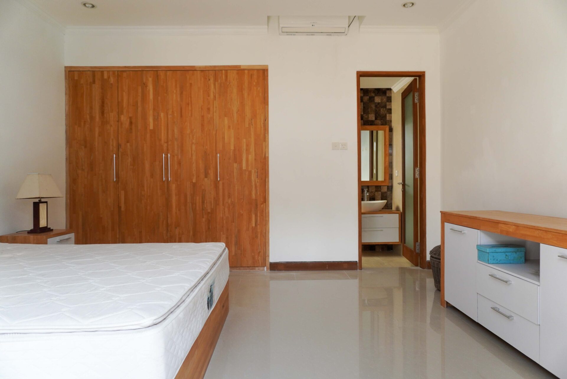 2 Bedroom villa quiet area off Ungasan — image 15