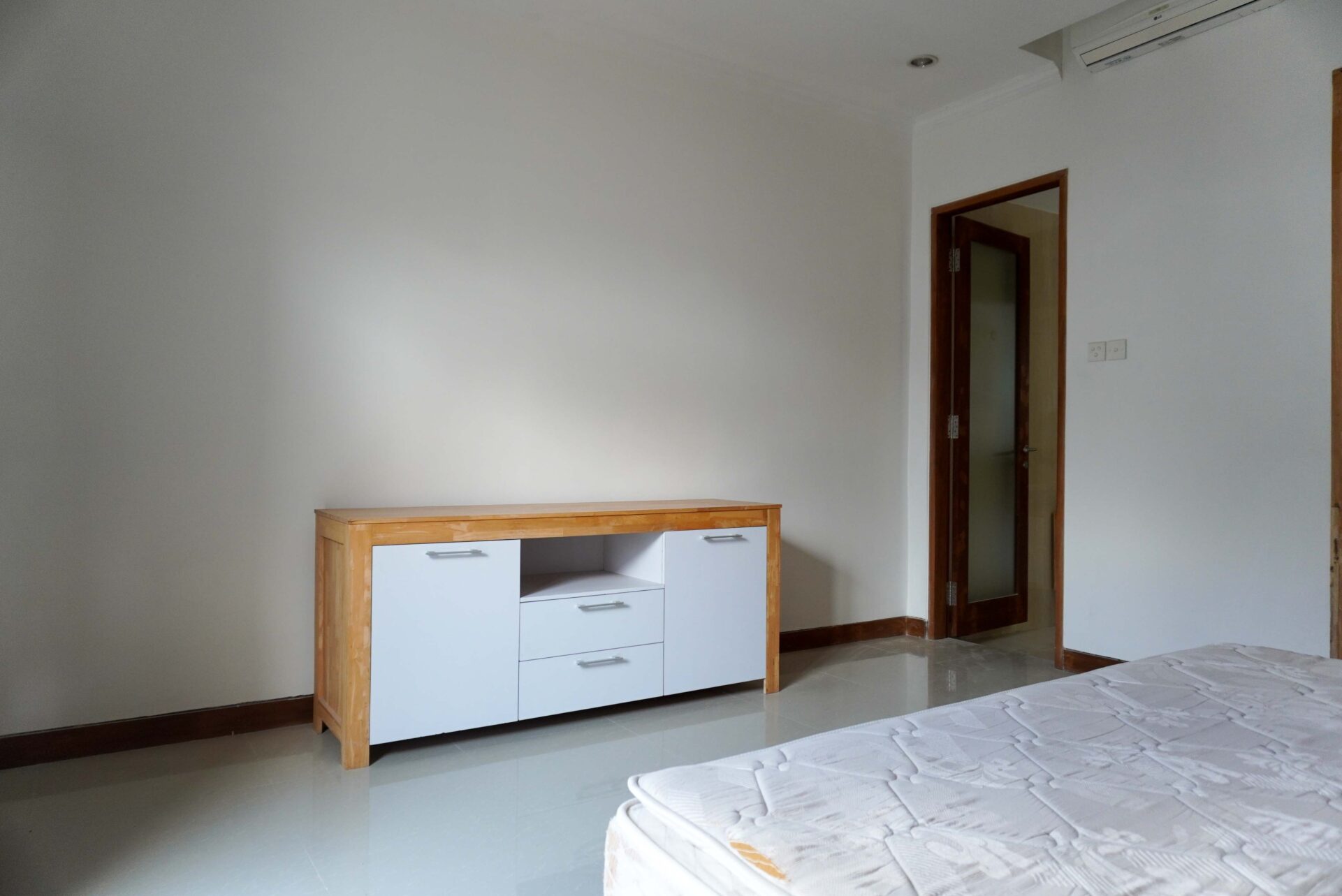 2 Bedroom villa quiet area off Ungasan — image 8