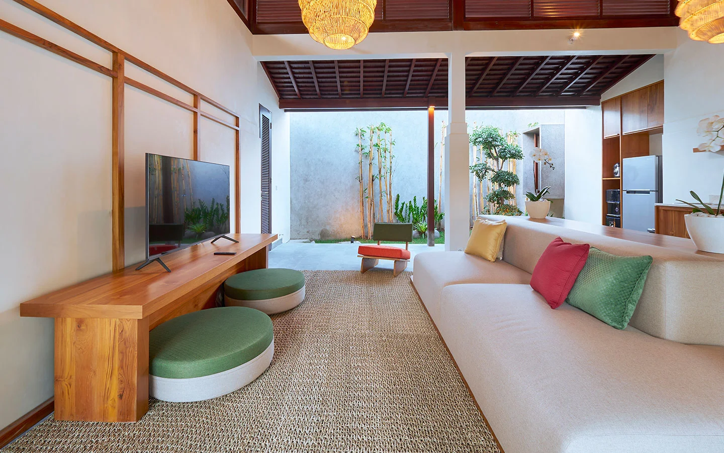2BR Hidden Japanese-Style Sanctuary Villa with Private Pool in Canggu — image 12
