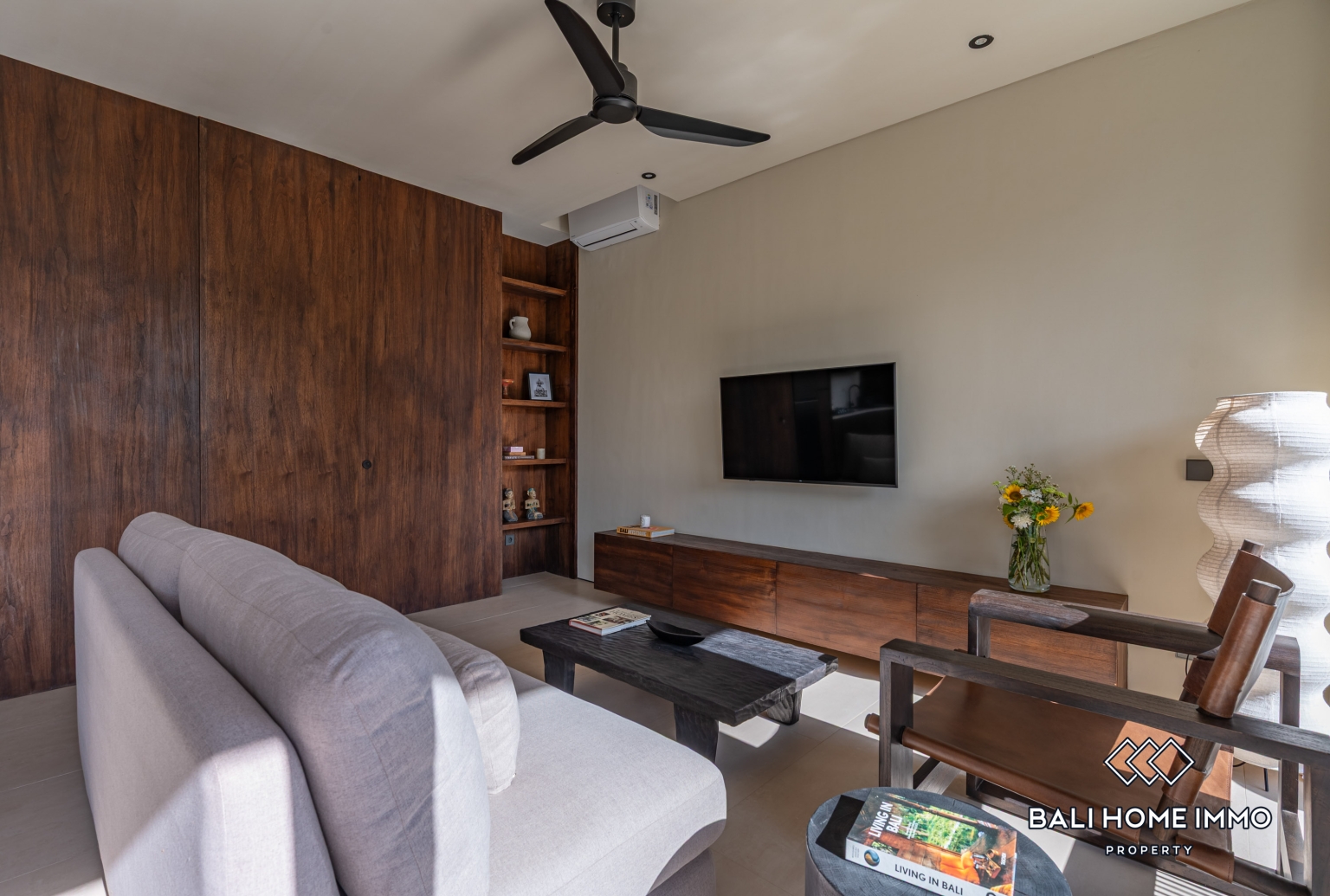 2 Bedroom Modern Villa For Rent in Cemagi Beachside — image 1
