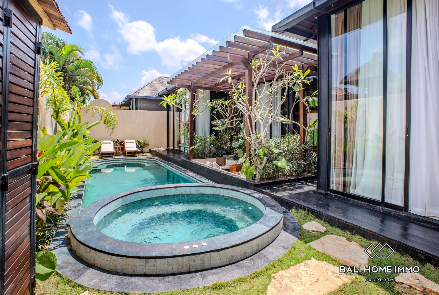 2 Bedroom Villa for Rent in Canggu Residential Side