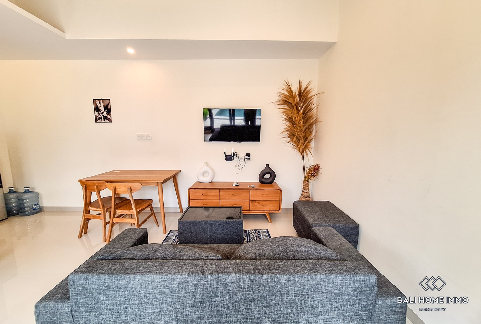 2 Bedroom Villa For Rent in Pererenan Northside — image 2
