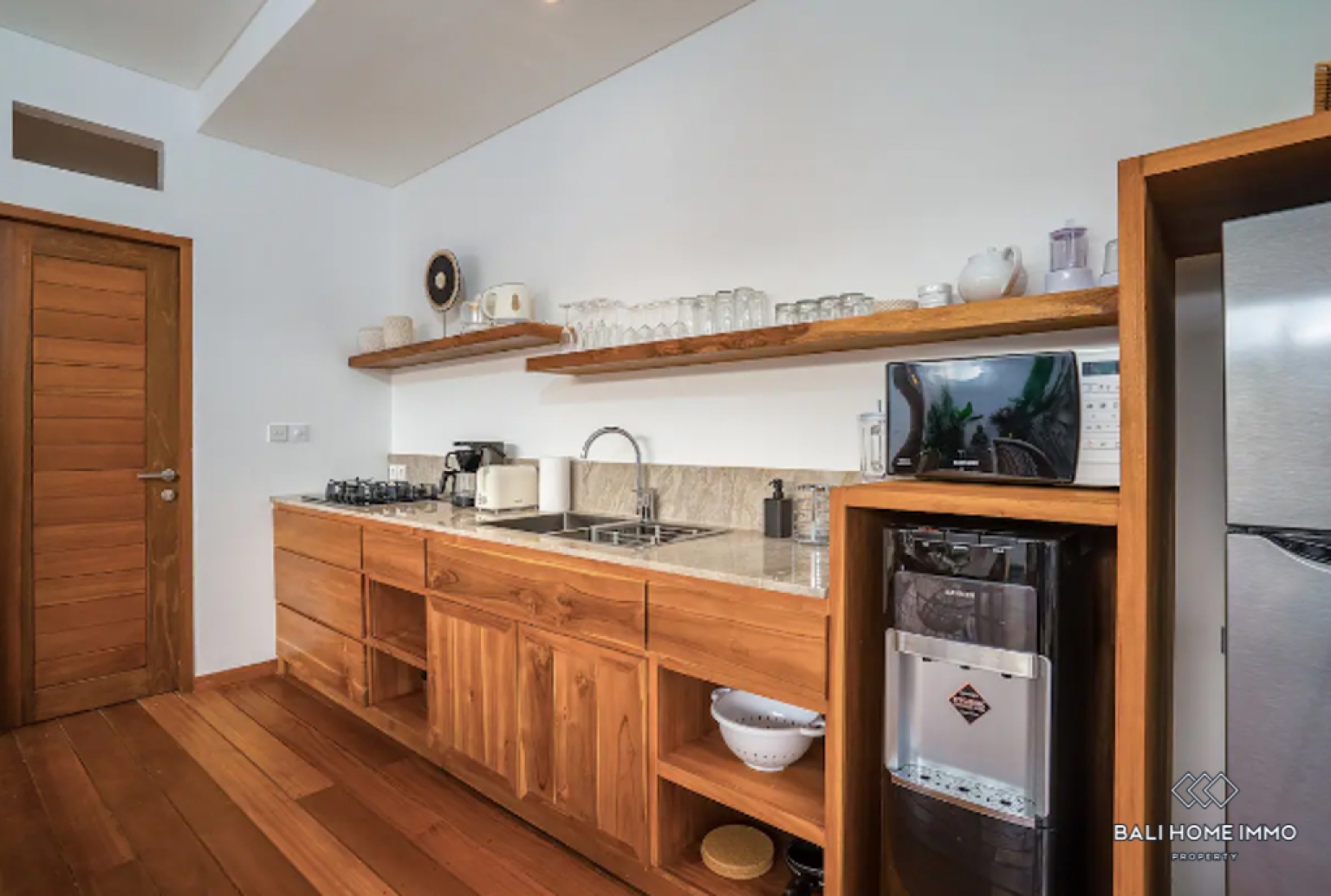 2 Bedroom Villa for Rent Near Nyanyi Beach — image 11