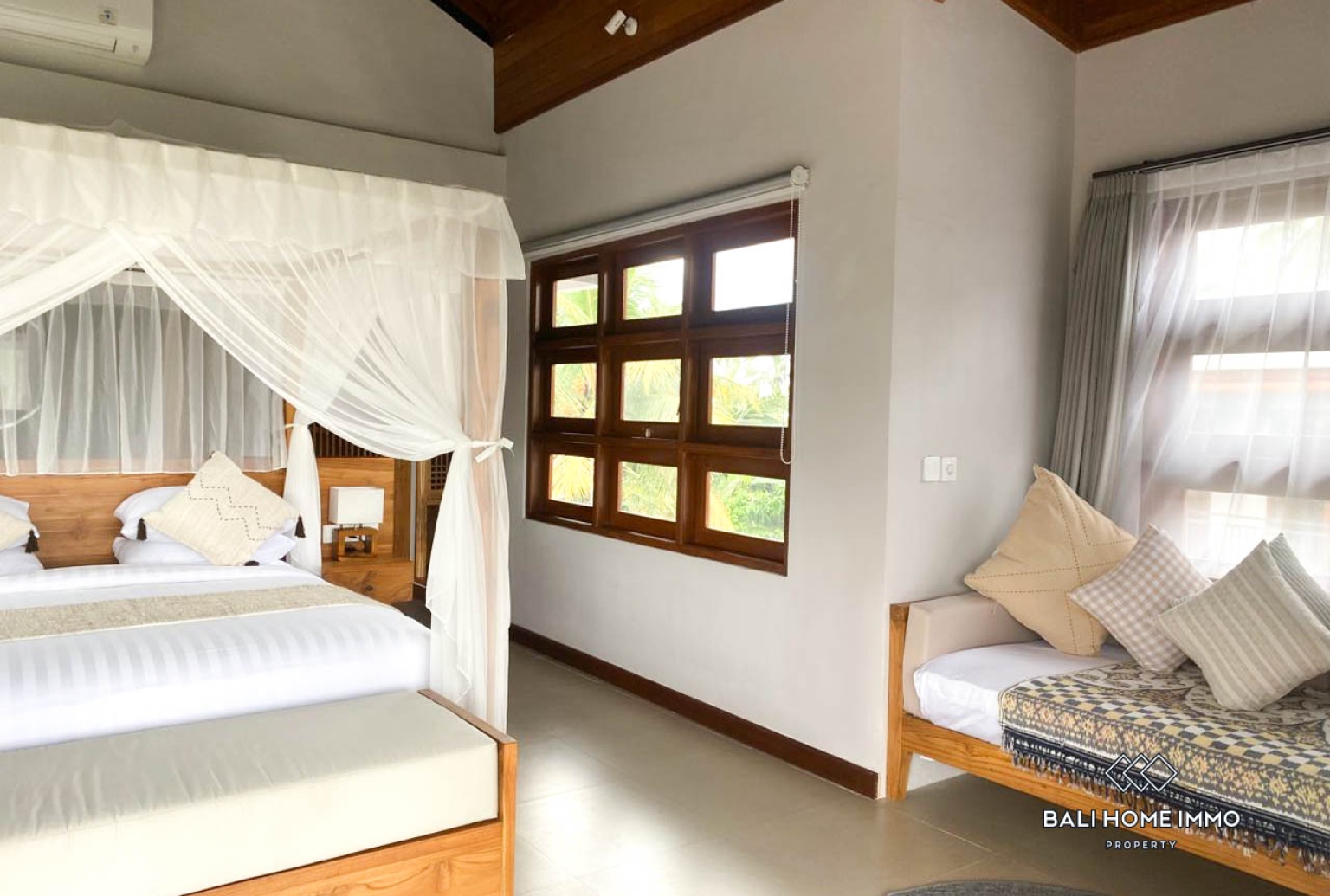 2 bedroom villa with Stunning Valley View for rent in Tegalalang, Ubud — image 3