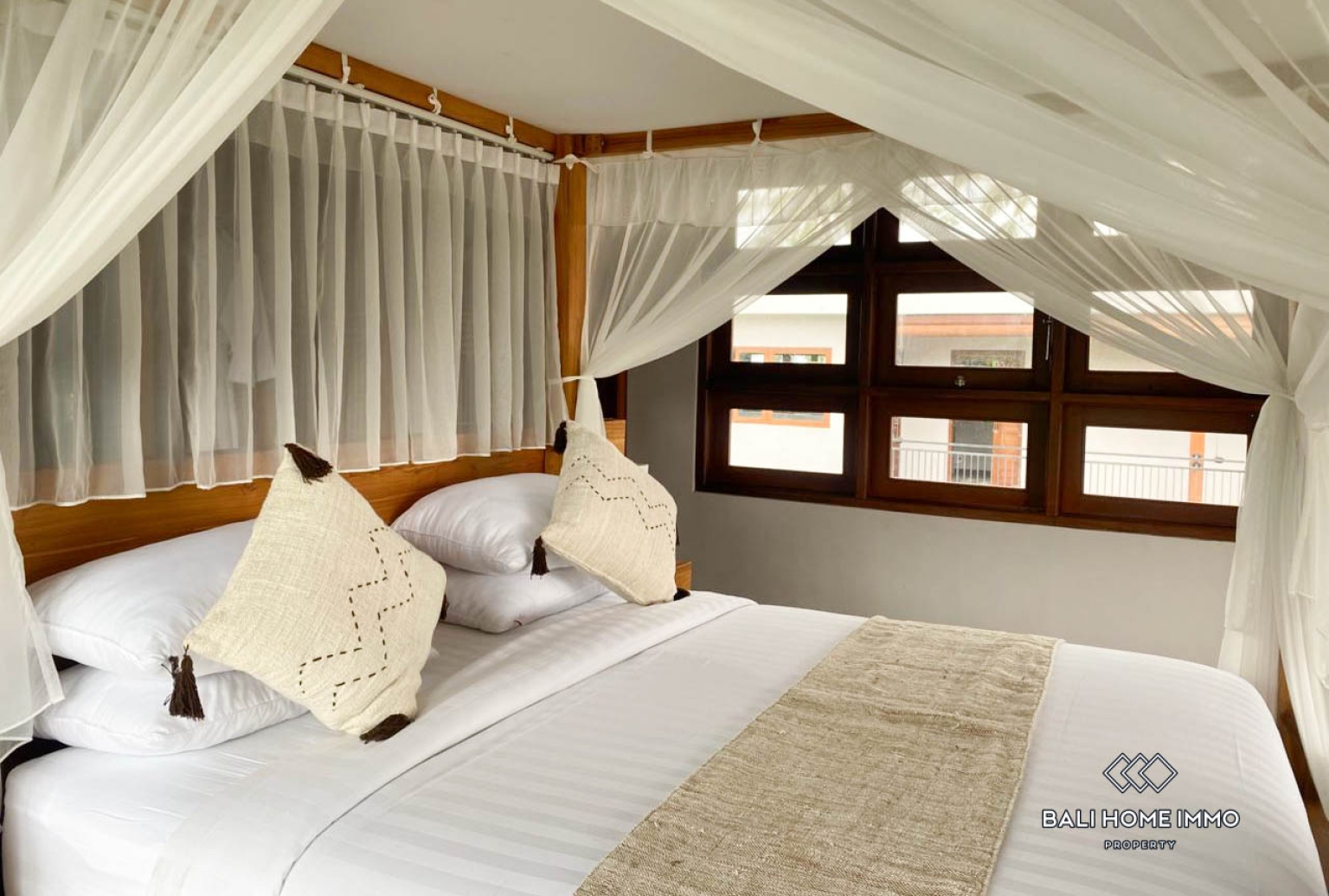 2 bedroom villa with Stunning Valley View for rent in Tegalalang, Ubud — image 5