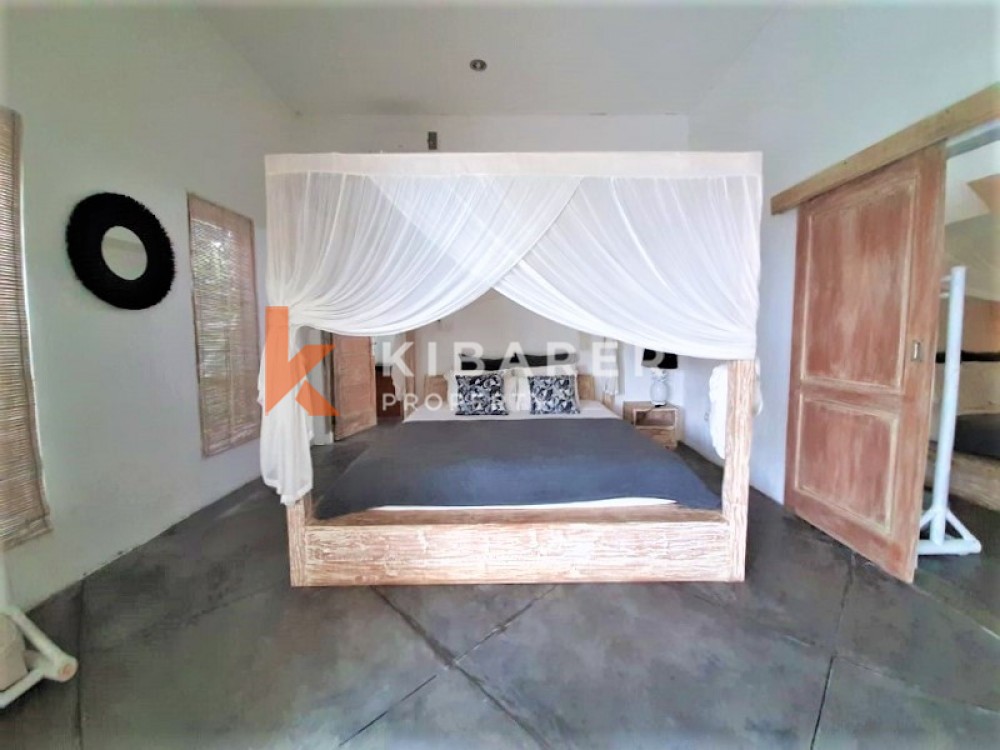 Beautiful Closed Two-Bedroom Villa in Padang Linjong — image 2