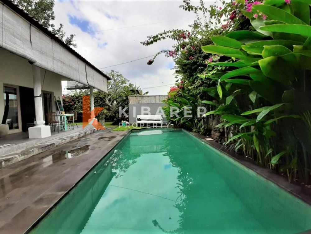 Beautiful Closed Two-Bedroom Villa in Padang Linjong — image 9