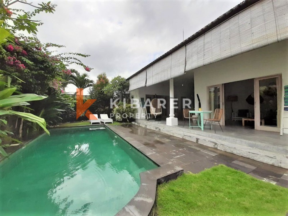 Beautiful Closed Two-Bedroom Villa in Padang Linjong — image 13