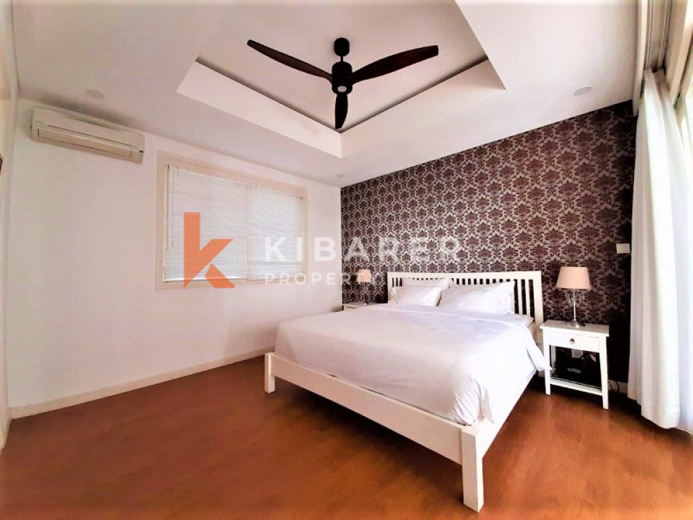 LUXURY FOUR BEDROOM OPEN LIVING VILLA IN PERERENAN — image 12