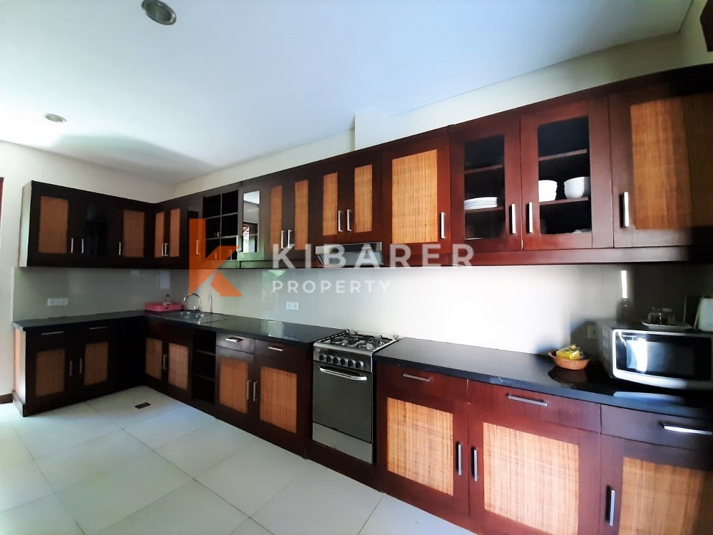 Three Bedroom close to the beach in Seseh — image 3