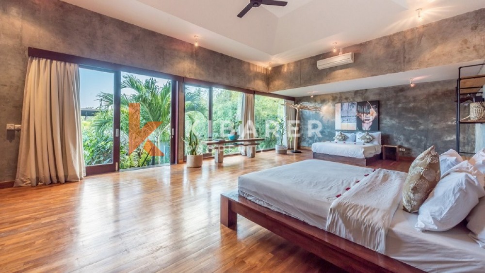 Luxury Five Bedrooms Villa In Quite Area In Umalas — image 8