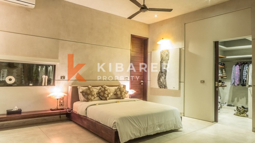 Luxury Five Bedrooms Villa In Quite Area In Umalas — image 15