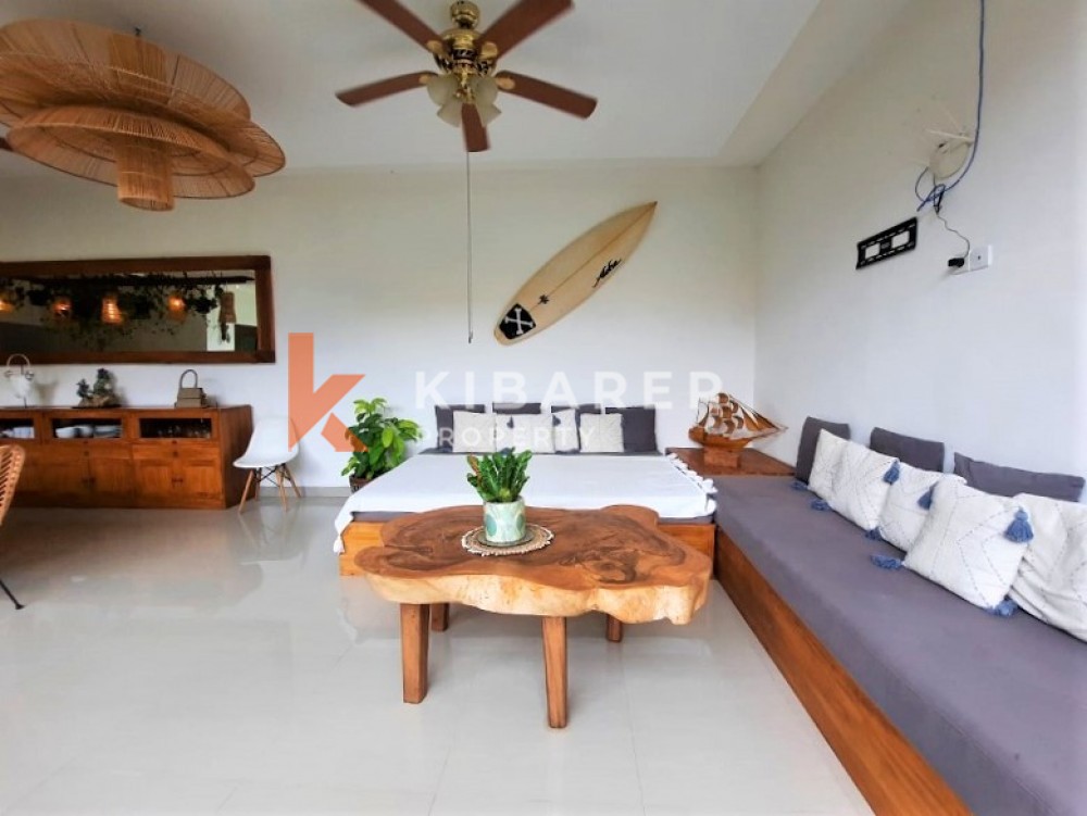 Beautiful Three-Bedroom Open Living Villa in Canggu — image 11