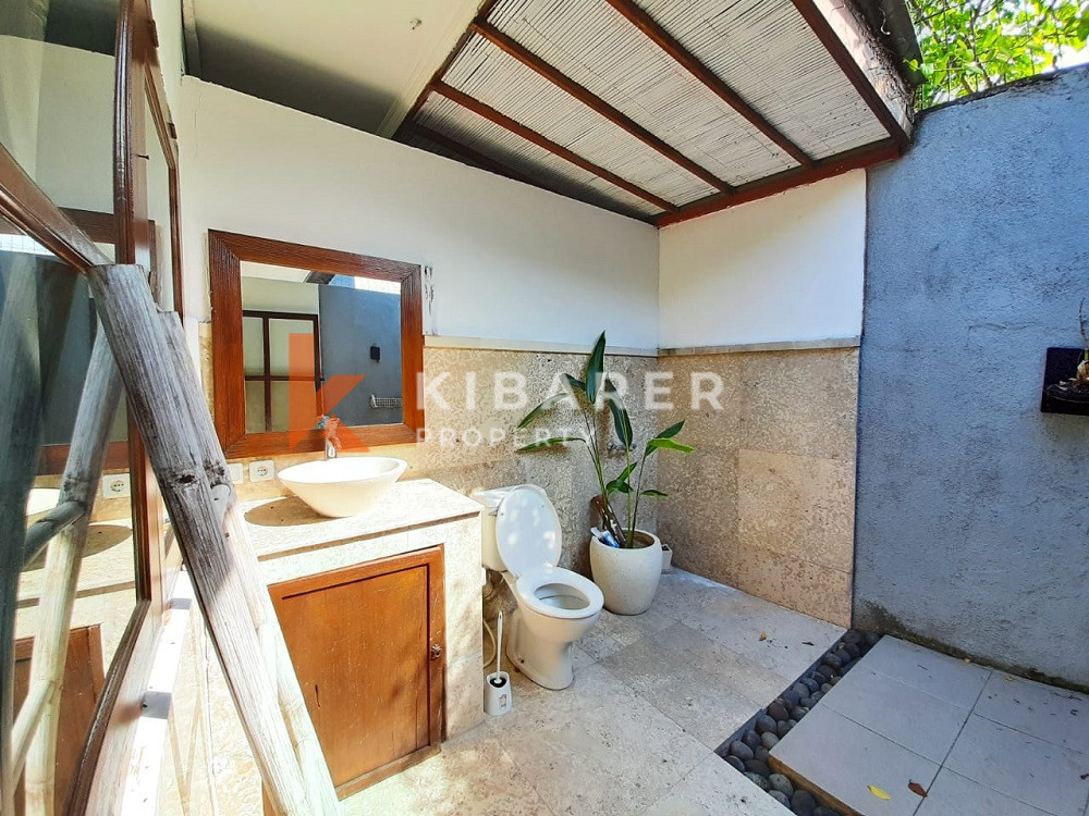 Lovely Two Bedroom Villa offer good location in Umalas — image 15