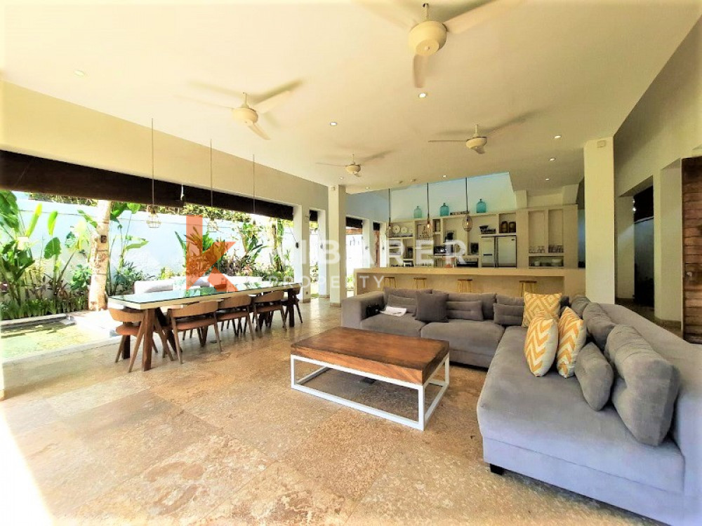 Incredible Open-Plan Three-Bedroom Villa in a Prime Location in Berawa — image 4
