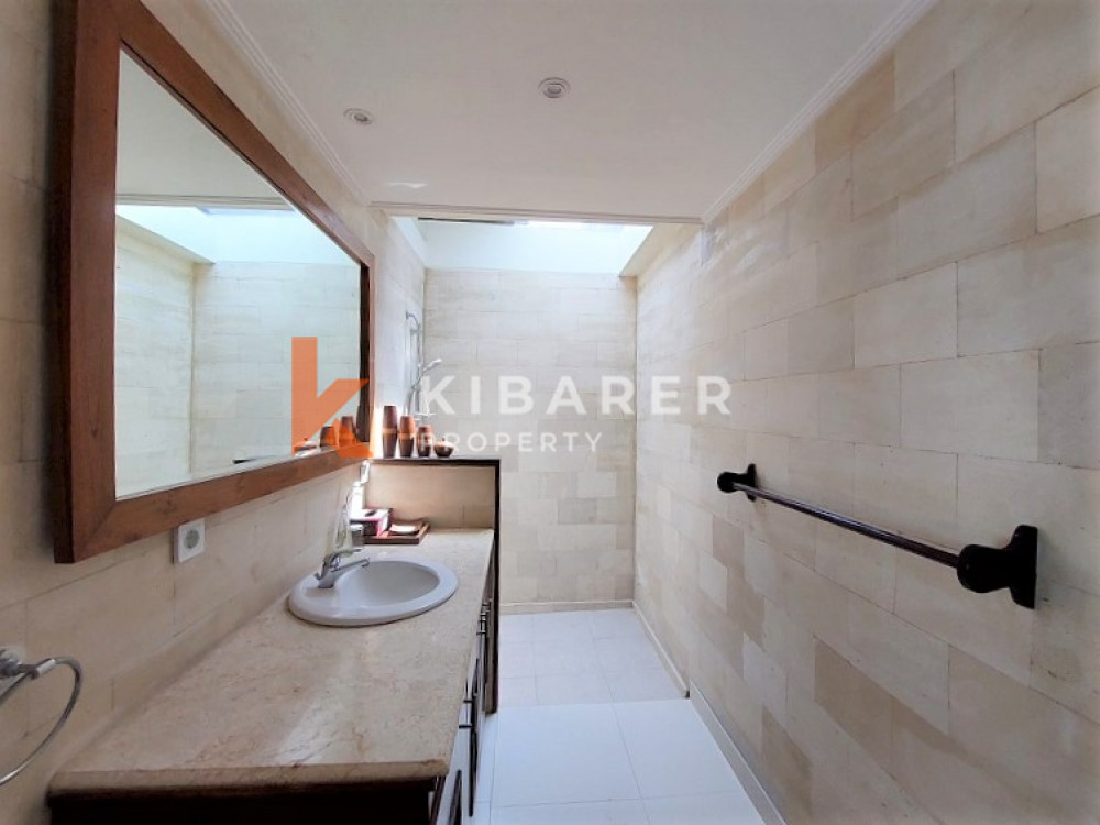Beautiful Two Bedroom Villa in Seminyak Area — image 10