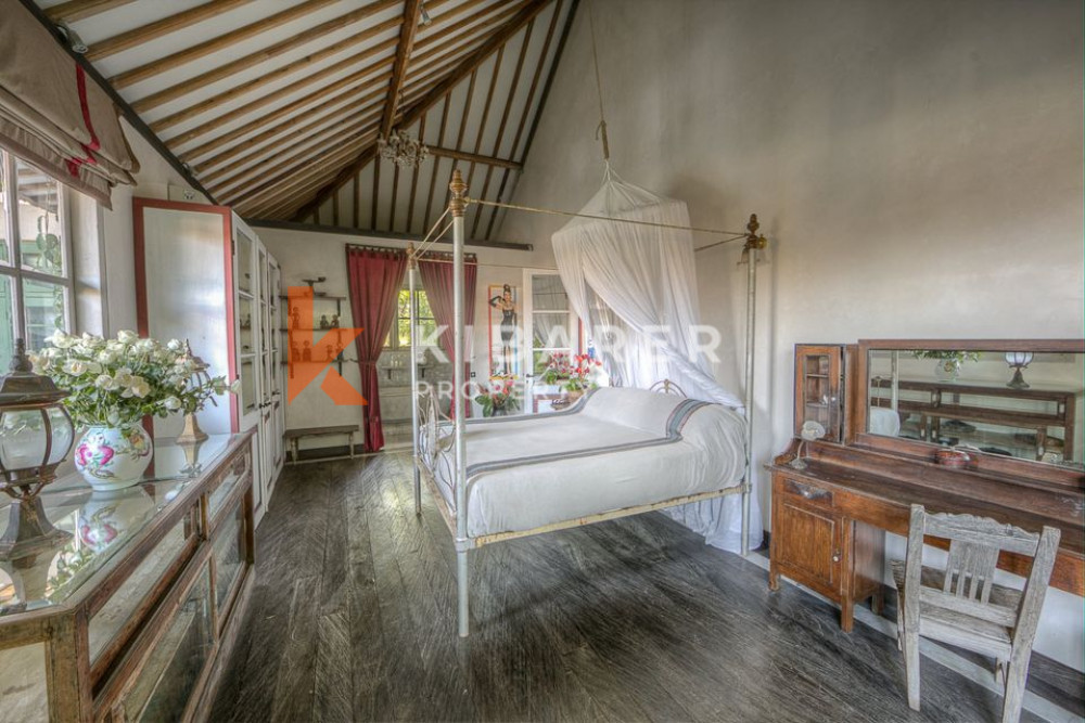 Peaceful Eight Bedroom Villa in the middle of nature in Umalas — image 15
