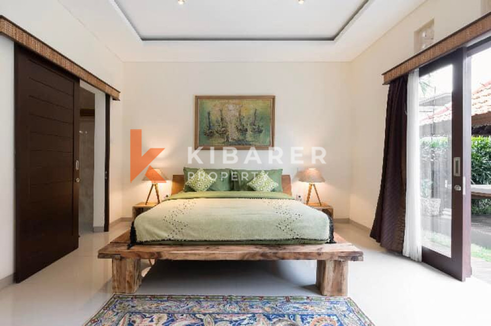 Charming Three-Bedroom Villa in the Quiet Area of Canggu — image 4