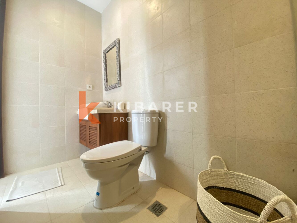 Cozy Two Bedroom Complex Villa With Open Living in Ungasan — image 10