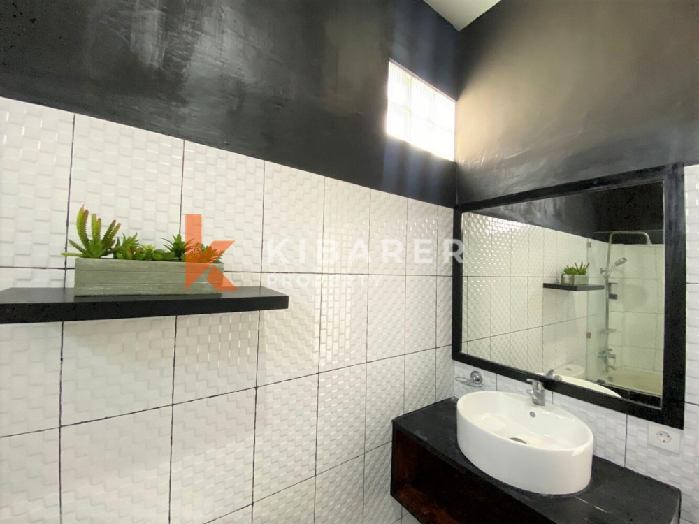 Balinese Three Bedroom Open Living Villa Situated in Kerobokan — image 10