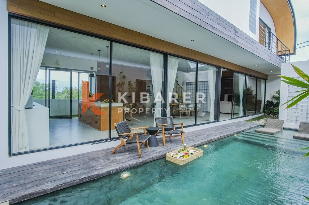 Beautiful Closed Three-Bedroom Villa within Walking Distance to Cemagi Beach — image 6