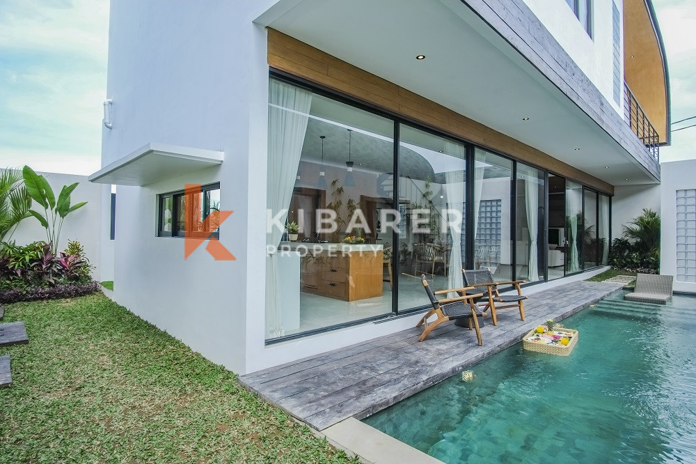 Stunning Three Bedrooms Enclosed Living Villa Walking Distance To Cemagi Beach — image 7