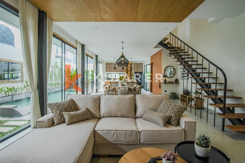 Stunning Three Bedrooms Enclosed Living Villa Walking Distance To Cemagi Beach — image 9