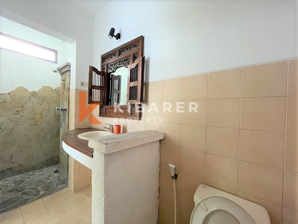 Magnificent Closed Three-Bedroom Villa Complex in Berawa — image 9