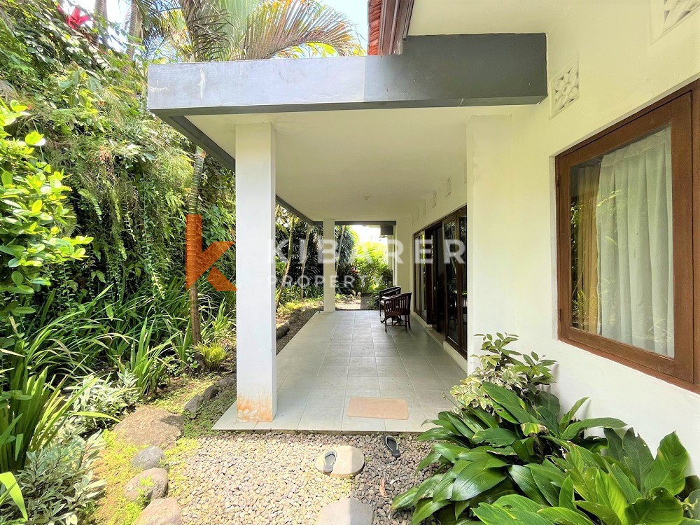 Magnificent Closed Three-Bedroom Villa Complex in Berawa — image 19