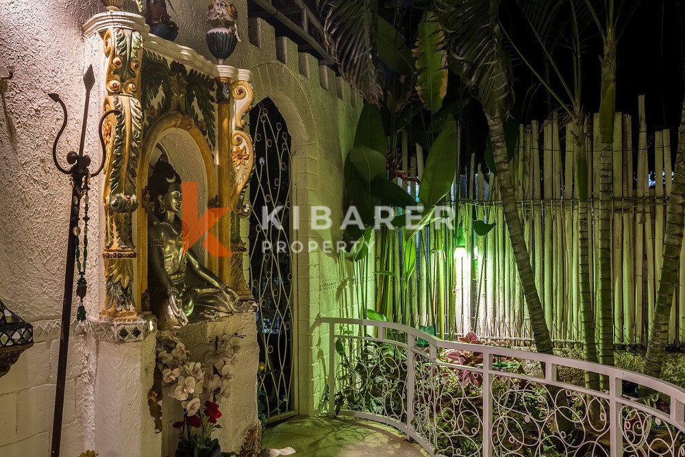 Unique Two Bedroom Villa situated in central Seminyak — image 5