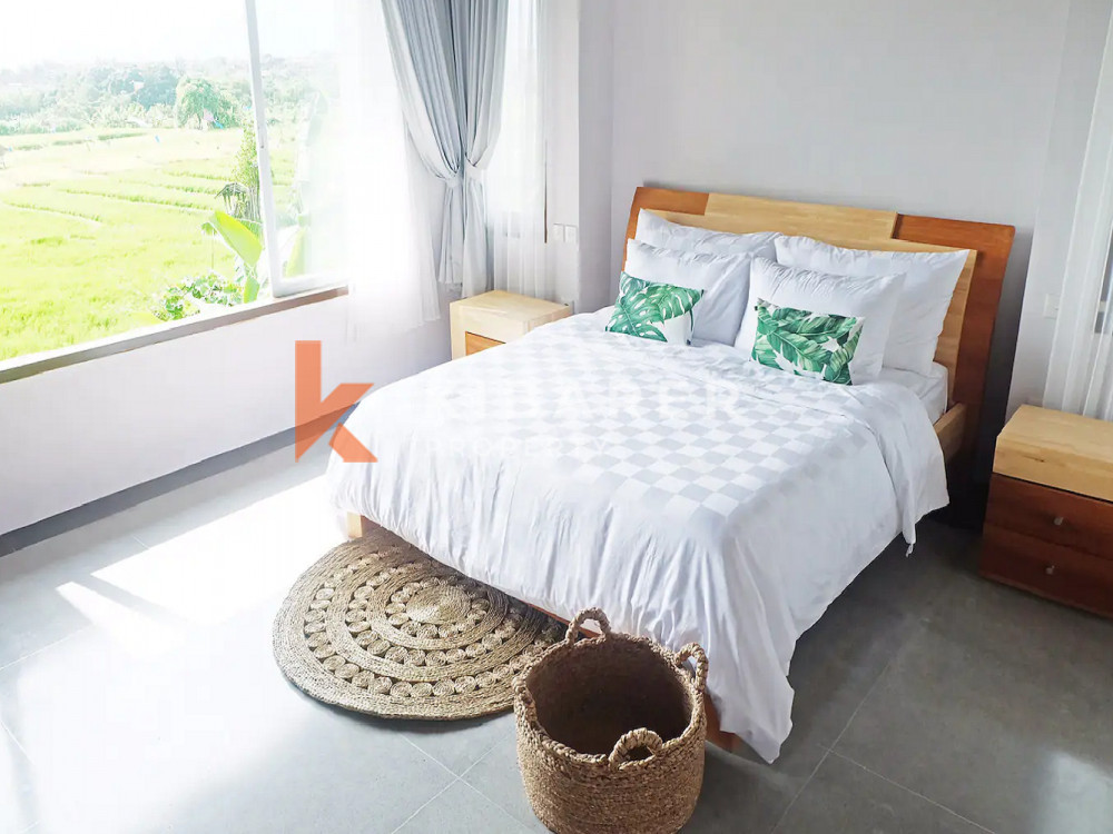 Beautiful Four-Bedroom Gated Villa in Canggu — image 15