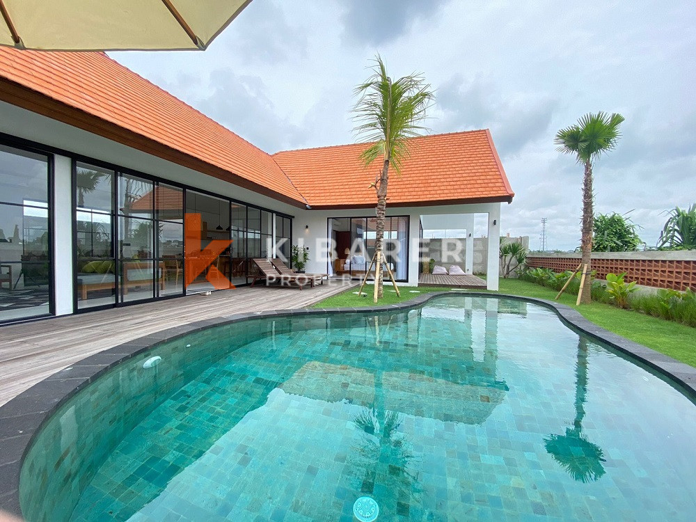 Brand New Stunning Two Bedroom Villa situated in Pererenan — image 5