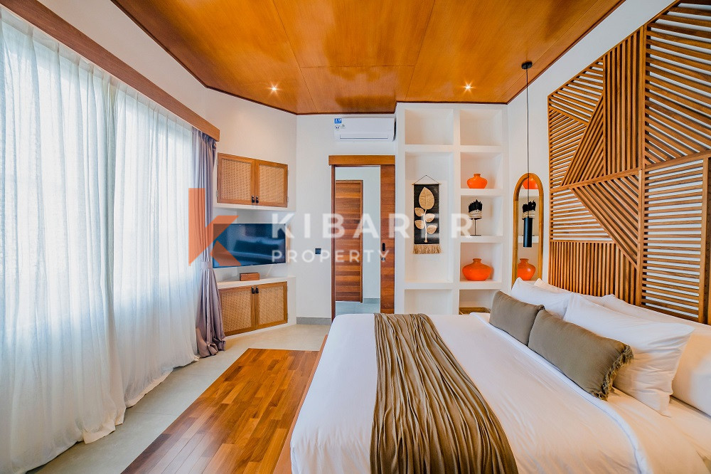 Superb Three-Bedroom Villa Within Walking Distance to Cemagi Beach — image 14