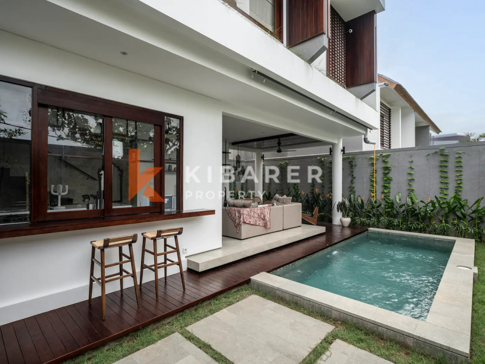 Modern Three Bedroom Villa with Open Space Living Room Nestled in Ungasan