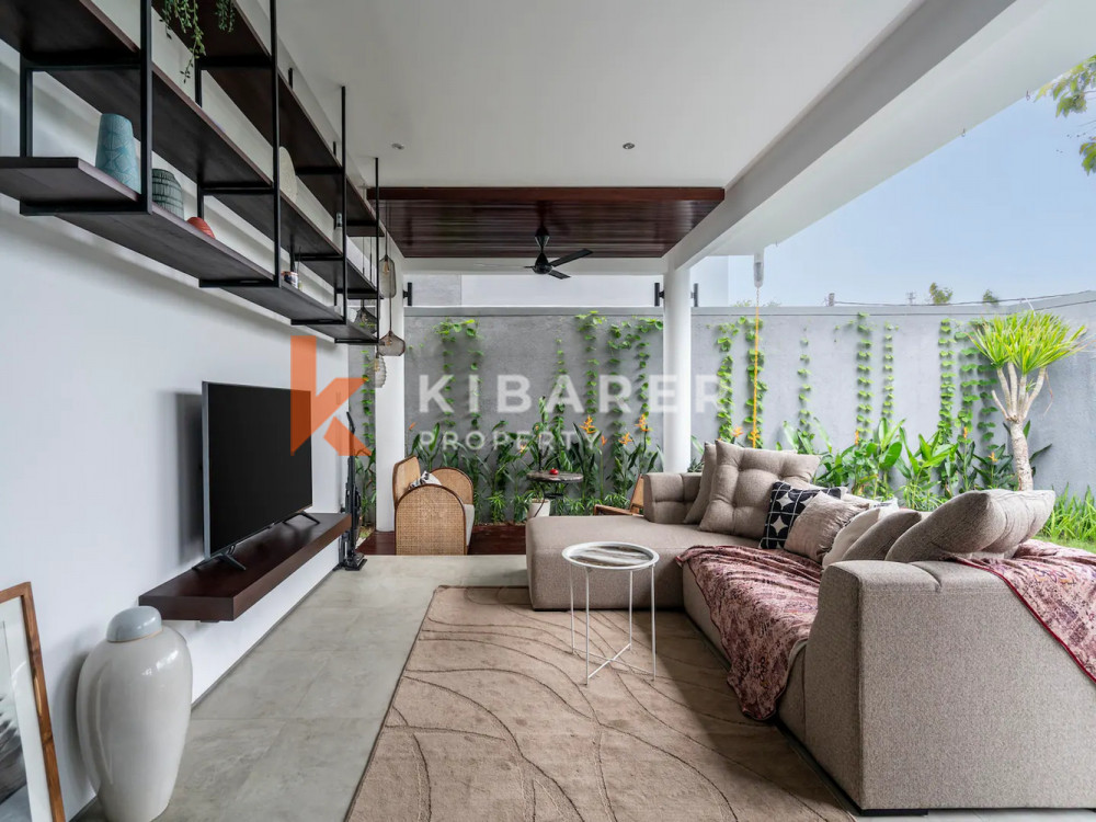 Modern Three Bedroom Villa with Open Space Living Room Nestled in Ungasan — image 5
