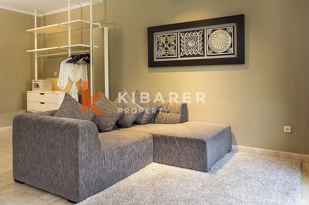 One Gate System Two-Bedroom Open Living Villa Located in Canggu — image 3