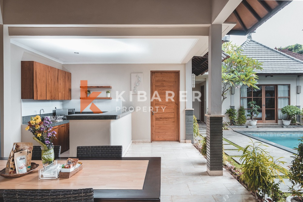 One Gate System Two-Bedroom Open Living Villa Located in Canggu — image 11