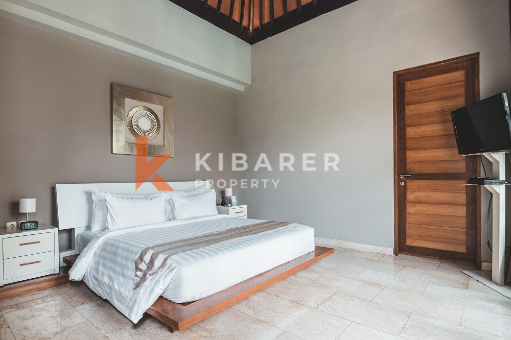 One Gate System Two-Bedroom Open Living Villa Located in Canggu — image 15